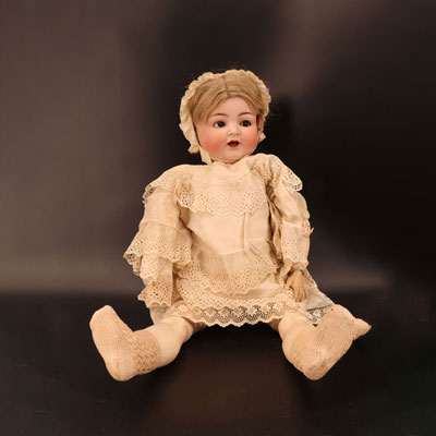 Baby character of German manufacture of the house SIMON & HALBIG,