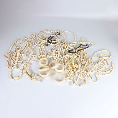 Lot of + - 40 Necklaces and 6 Bracelets in ivory