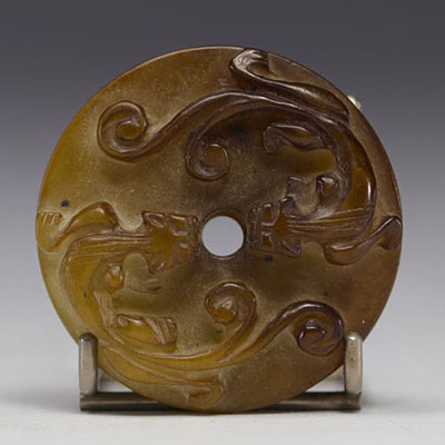 Chine - Jade sculpté à décor de Chilon, époque Qing.