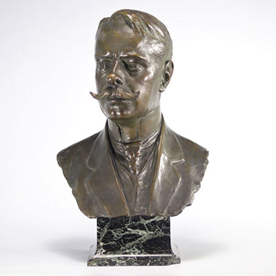 François Victor COGNÉ (1876-1952) Buste d'homme en bronze 