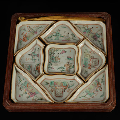 Chinese famille rose porcelain with character decoration