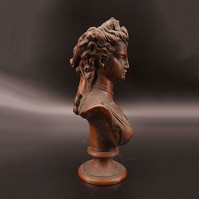 France - Rare bronze bust depicting a Masonic marianne. French work of the late 19th century.