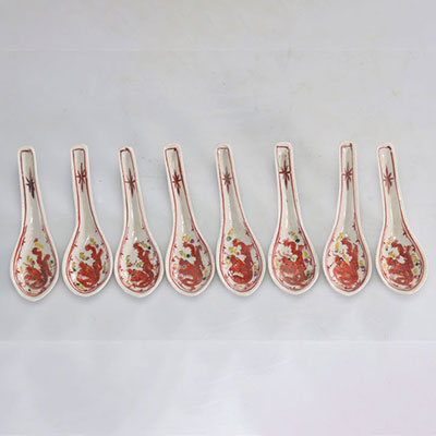 Spoons (8) in Chinese porcelain with dragon decoration