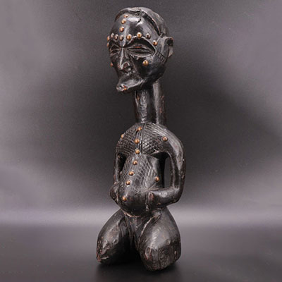 Sculpture africaine RDC belle patine d'usage collectée en 1914 