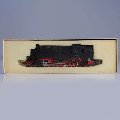 Piko locomotive / Reference: 190 27 / Type: BR86 2-8-2 Locotender (86 1800-1)