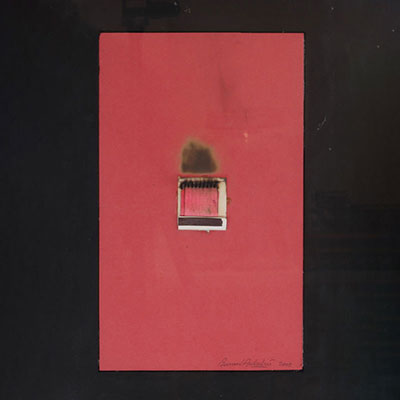 Aubertin Bernard - Dessin de feu, 2006. Allumettes brûlées sur carton, œuvre unique