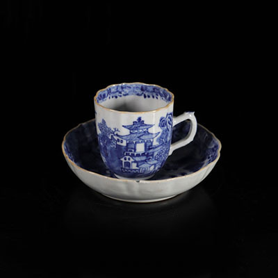 China porcelain cup white blue 18th hair under piece