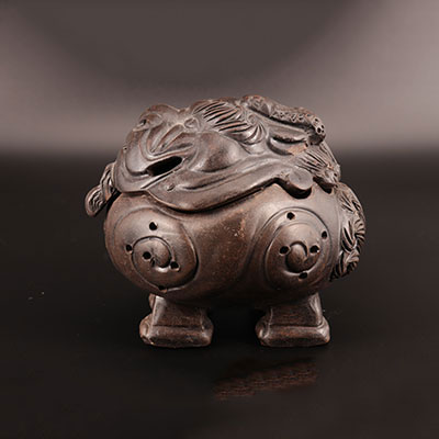 China - Terra cotta perfume burner - Qing period
