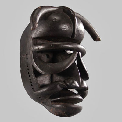 Superb Bété mask - Krou - Ivory Coast