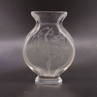 Crystal vase decorated with a young naked woman 1900 wheel work