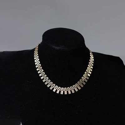 750 hallmarked gold necklace (24.6 grams)