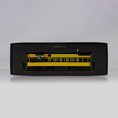 Locomotive Bachmann / Référence: 81211 / Type: Fairbanks Morse H16-44 Diesel #38
