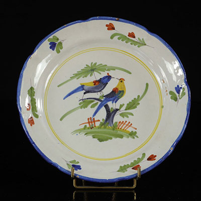 Waly France Plate with two birds. 18th -