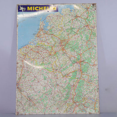 Belgique Tôle représentant une carte Michelin du Benelux 1968