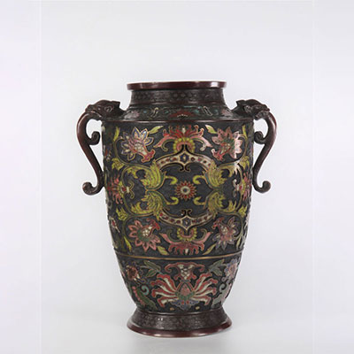 Imposant vase en bronze cloisonné à décor végétal 19ème
