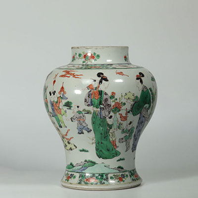 China - Potiche - famille verte - decorated with characters mark kangxi