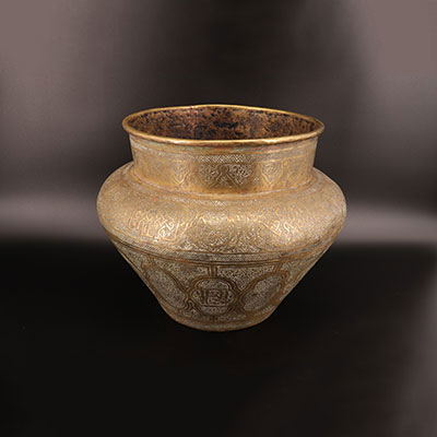 Ottoman - Vase en laiton 19ème 