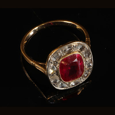 Bague ancienne pierre synthétique diamants taille rose or 18k