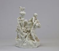 Groupe en porcelaine de Tournai (BE), allégorie des vendanges du XVIIIe siècle