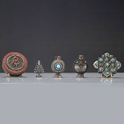 Lot of 5 turquoise and coral Tibetan objects