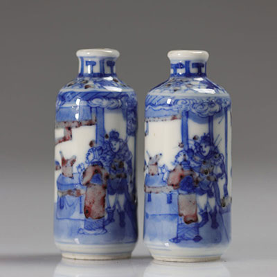 China pair of white blue and iron red snuffboxes