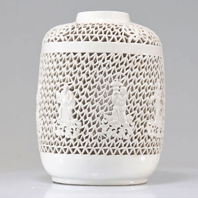 Lanterne en porcelaine blanche de chine XIXème