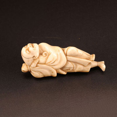 ivory Netsuké very beautiful Japanese work Edo period