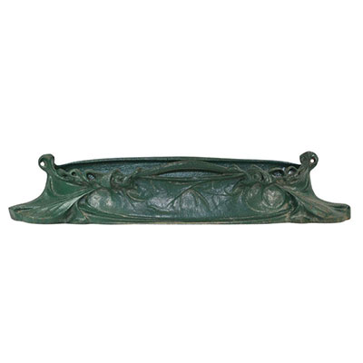 Hector GUIMARD (Lyon 1867 - New York 1942) Important oblong planter in cast iron with ornate and openwork floral decoration.