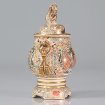 Vase couvert japonais porcelaine de satsuma XIXème siècle