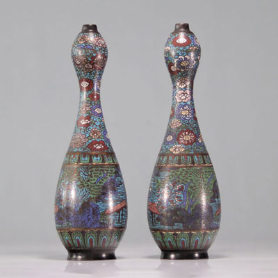 Japan pair of 19th Cloisonne gourd vase