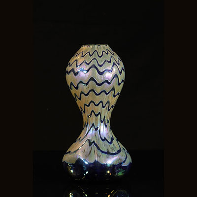 Loetz grand vase en verre irisé 1900