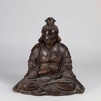 Japan Seated figure in wood and lacquer 17th century. Removable head. Label from the Japanese Consulate collection in Brussels.