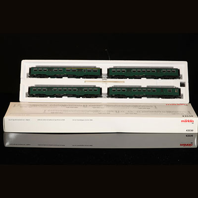 Train - Scale model - Marklin HO 43530 - SNCB type M2 suburban car set - bottom box missing