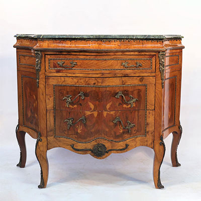 Louis XV style inlaid chest of drawers with three drawers. Marble tablet