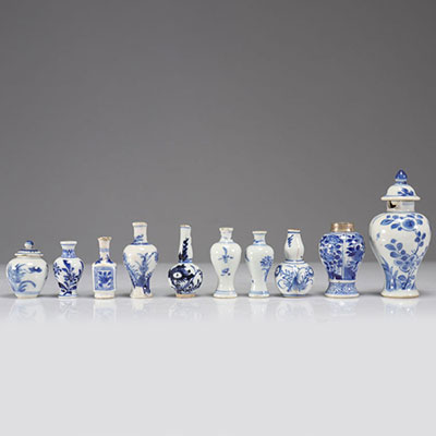 Lot de vases en porcelaine blanc bleu XVII/XVIIIème