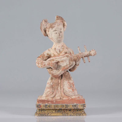 Terracotta woman 