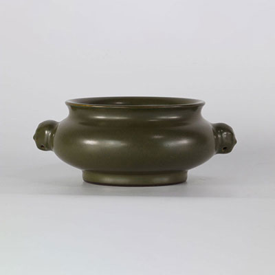 Brûle parfum en porcelaine couleur poussière de thé marque Qianlong