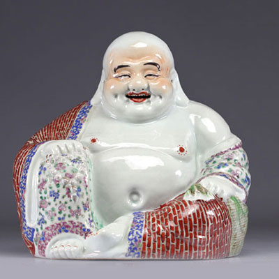 Large chinese porcelain Buddha of the Famille rose with mark under the piece