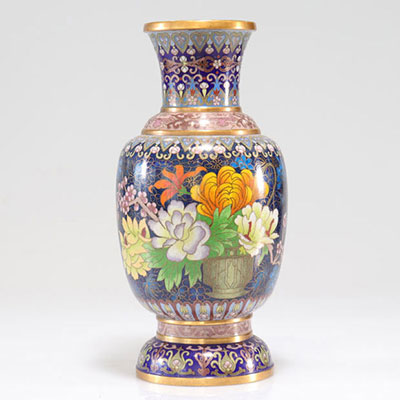 Cloisonne bronze vase from the Republic period