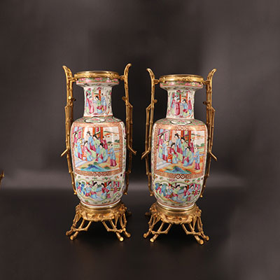 Chine  - paire de vases en Canton monté en bronze doré décor de Bambou