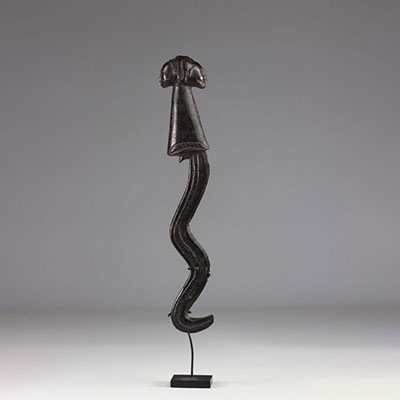 Ritual knife in Luba wood - black patina - mid 20th century - DRC - Africa