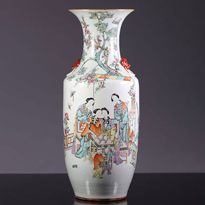 Chine imposant vase en porcelaine en émail de Qiangjiang vers 1900