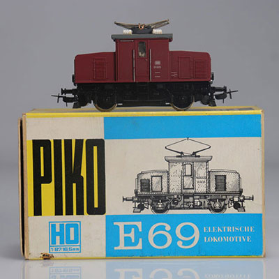 Locomotive Piko / Référence: 5 6200 / Type: E 69 elektrische lokomotive E6905