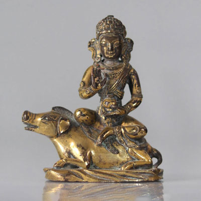 Ancienne statue en bronze doré Sino-Tibétain divinité sur un animal