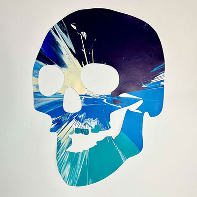 Damien Hirst. 2009. Skull. Spin Painting, acrylique sur papier. Cachet de la signature « Hirst » au dos. Cachet « HIRST » embossé.