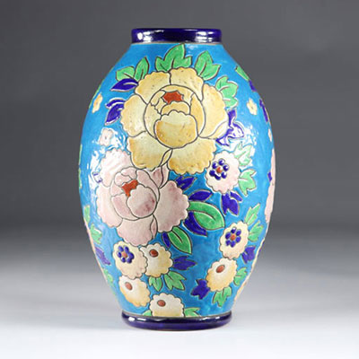 Keramis vase Ar deco floral decoration