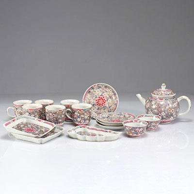 Service à thé (16p) en porcelaine de la famille rose XVIIIème