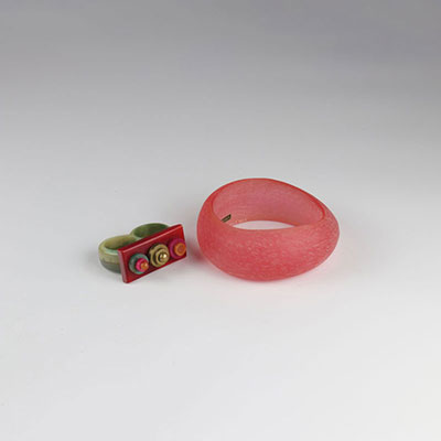 Creation bracelet in red resin signed MIGEON & MIGEON FRANCE accompanied by a designer ring