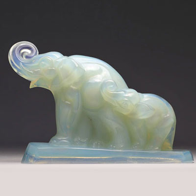 Sabino sculpture éléphants opalescent