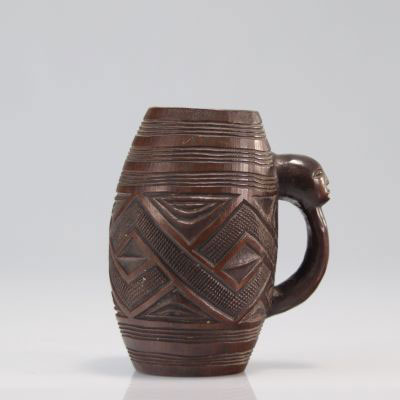 Kuba cup carved with geometric pattern